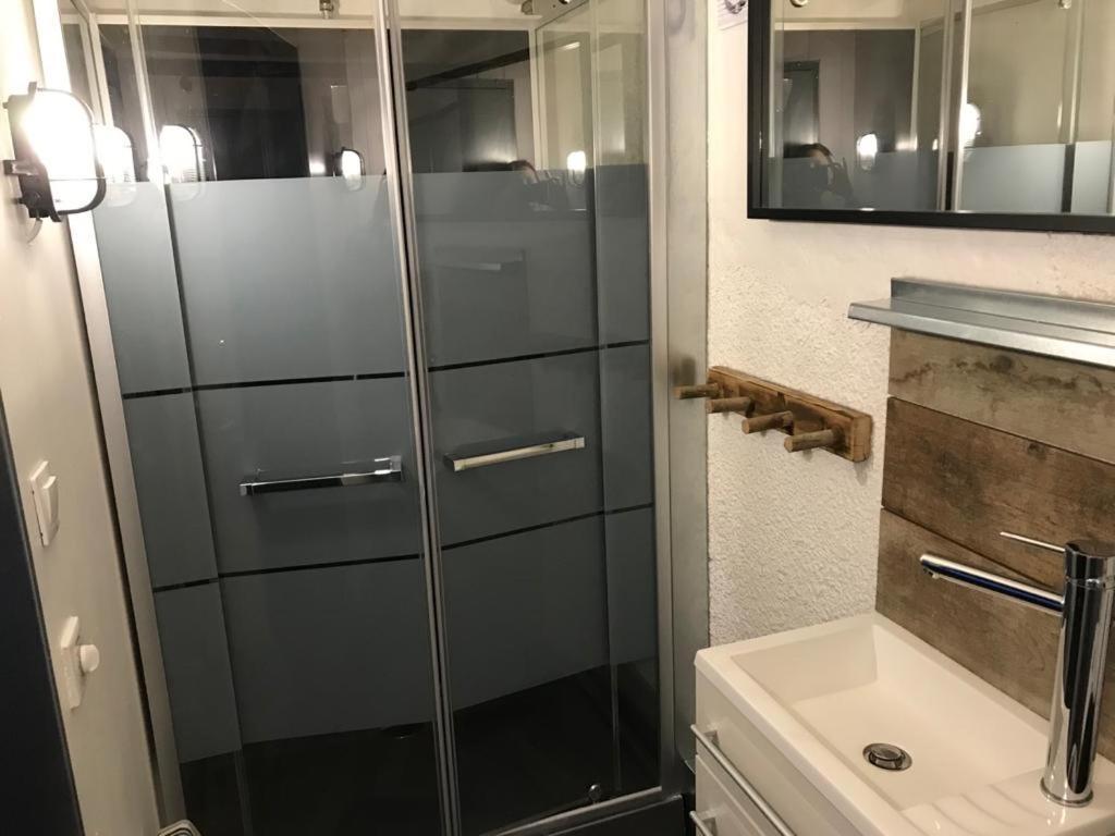 Best Price #3 "La Serre" X4 People Orchamps-Vennes Exterior foto